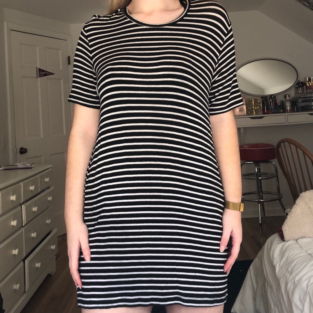 brandy melville striped t-shirt dress